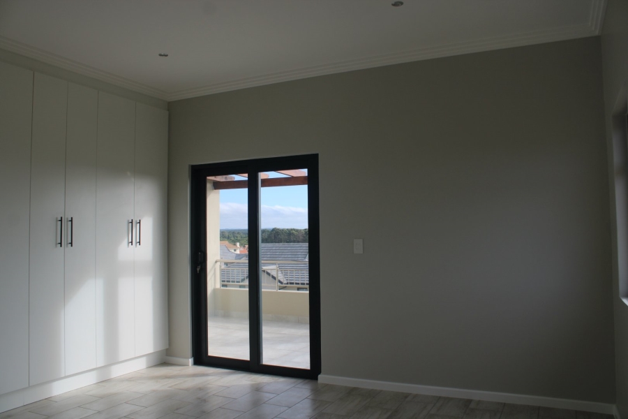 4 Bedroom Property for Sale in Kidds Beach Eastern Cape
